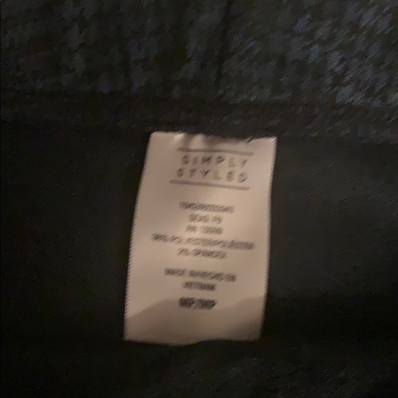 ***NWT*** Stretchy Houndstooth Pants - Picture 5 of 8